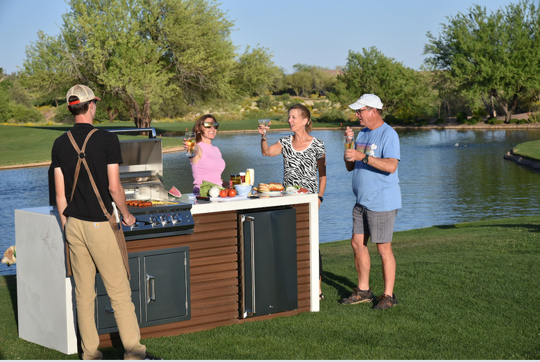 KoKoMo Grills & BBQ Islands & Outdoor Kitchens