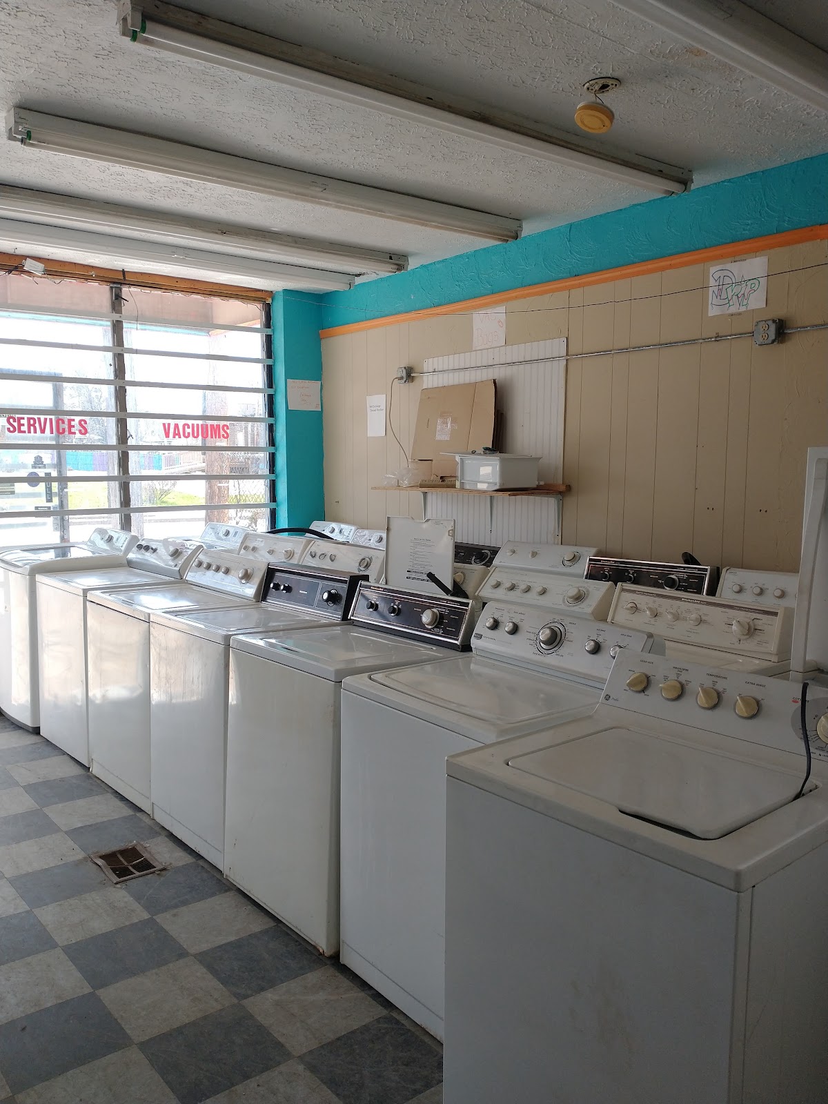Kinsman Appliance Outlet