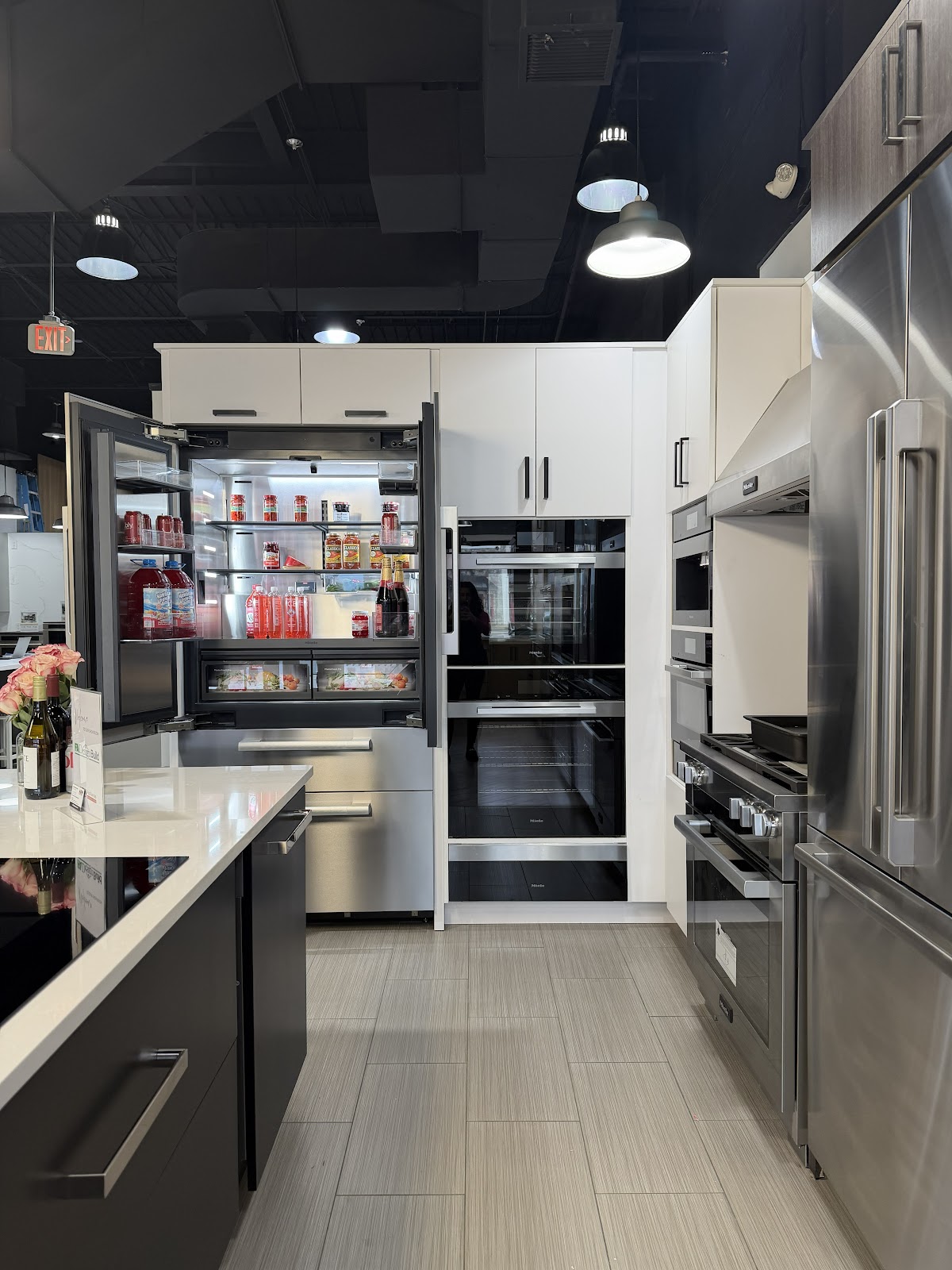 ABW Appliances Showroom: Arlington