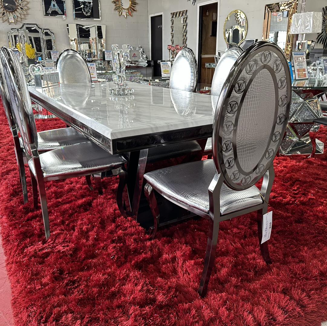 Harvey Furniture Plus