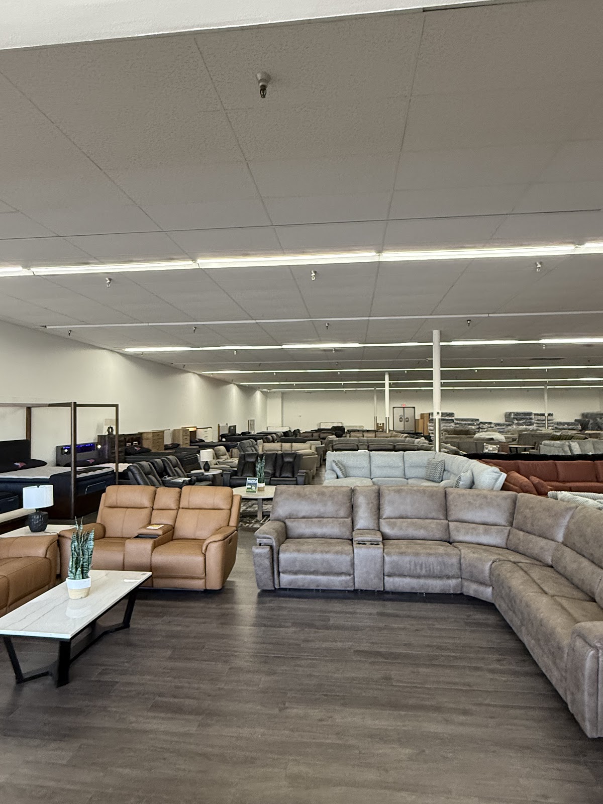 Mattress, Furniture, and Appliance Outlet Of Hobart