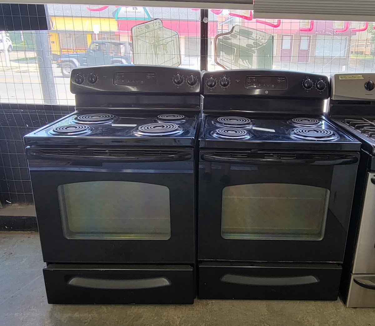 Brother's Appliance Market