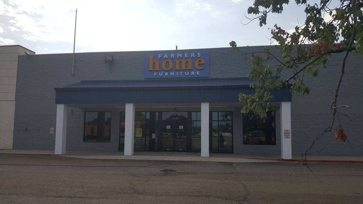 Farmers Home Furniture | Huntsville, AL