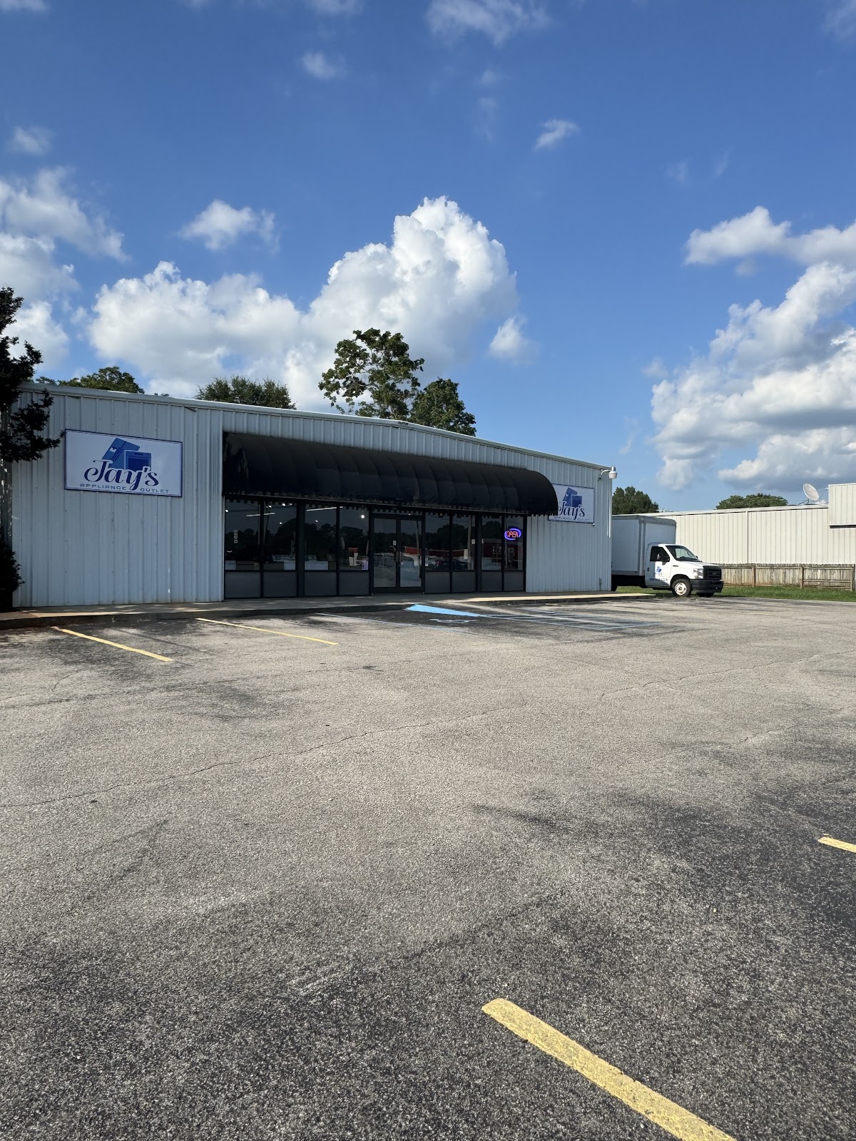 Jays Appliance Outlet