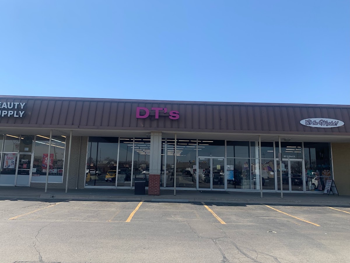 DT’s Outlet
