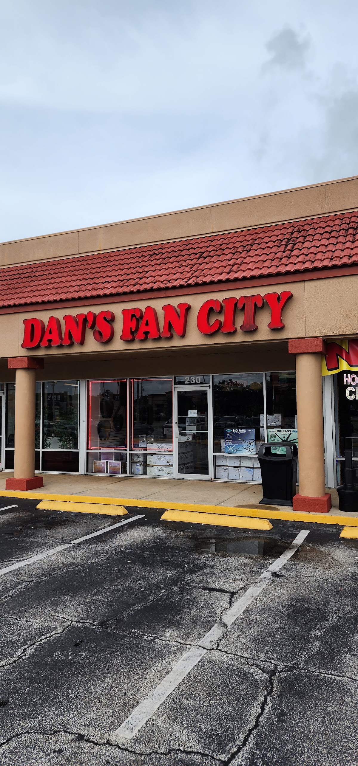 Dan's Fan City