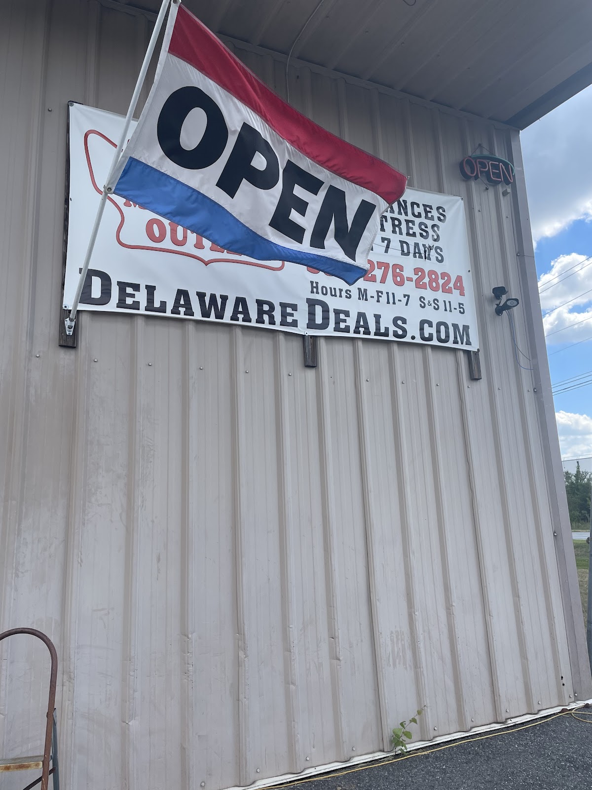 Appliance & Mattress Outlet LLC
