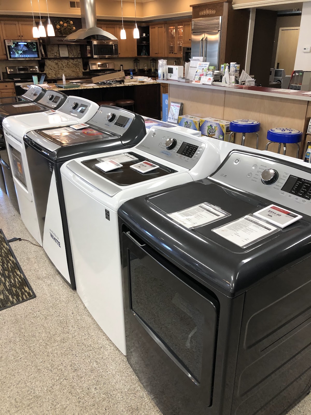 Jim's Appliance & Jw Kitchens