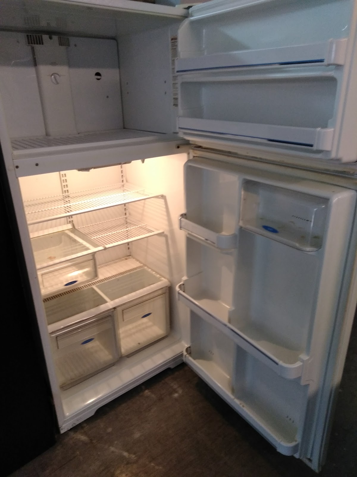 Dunn's Used Furniture & Appliances