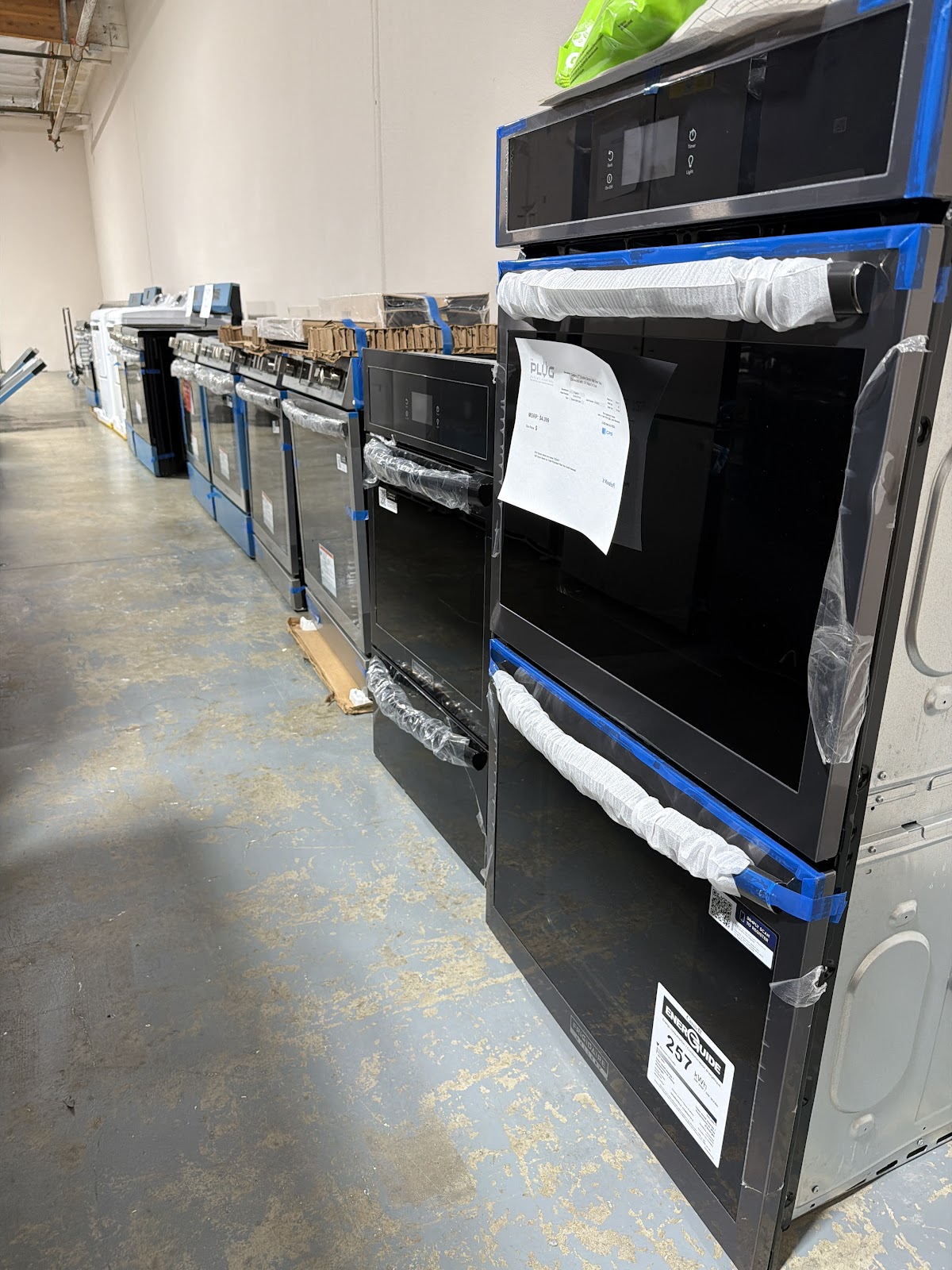 The Plug Outlet Ventura New Scratch & Dent Appliance Warehouse