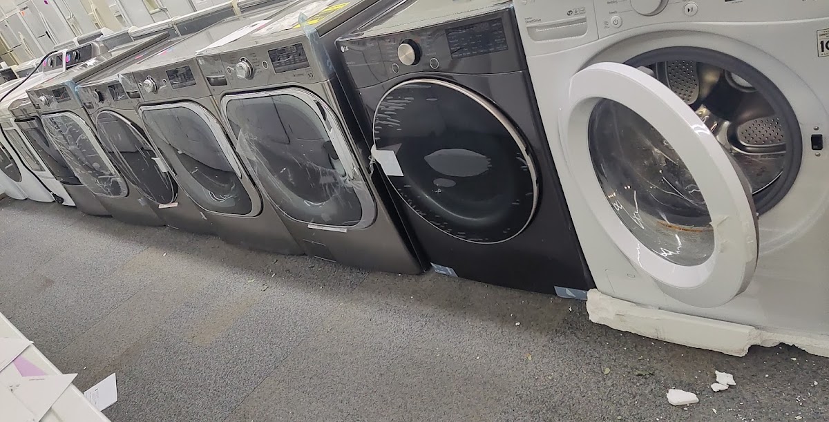 Macomb Appliance store