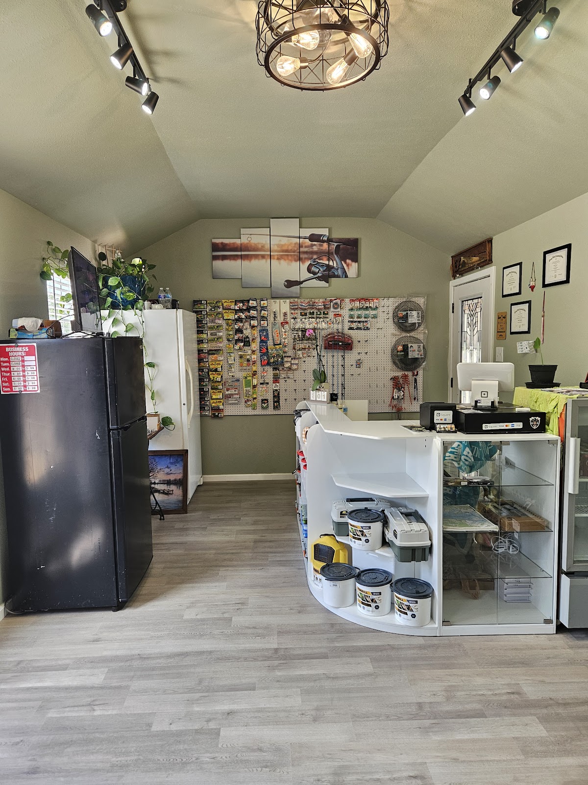 Crouch's Bait, Tackle, & Appliances