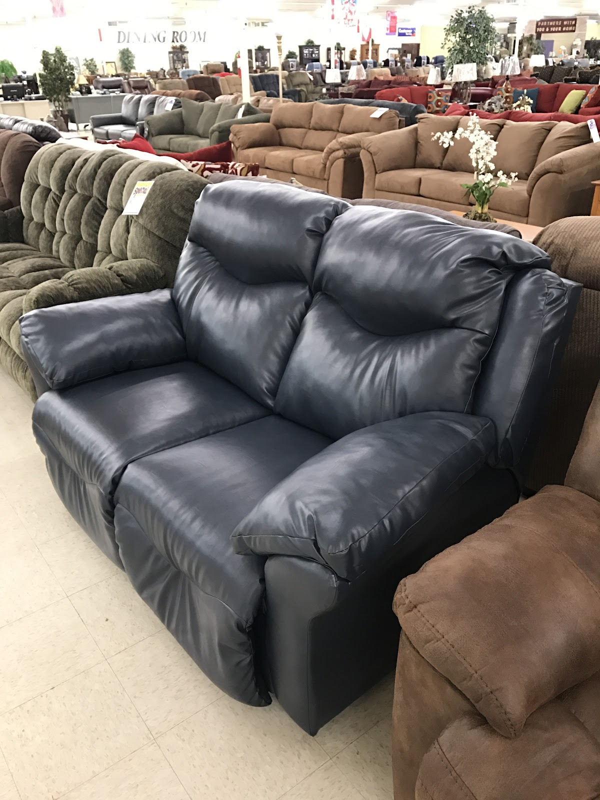 Manly's Furniture and Appliances