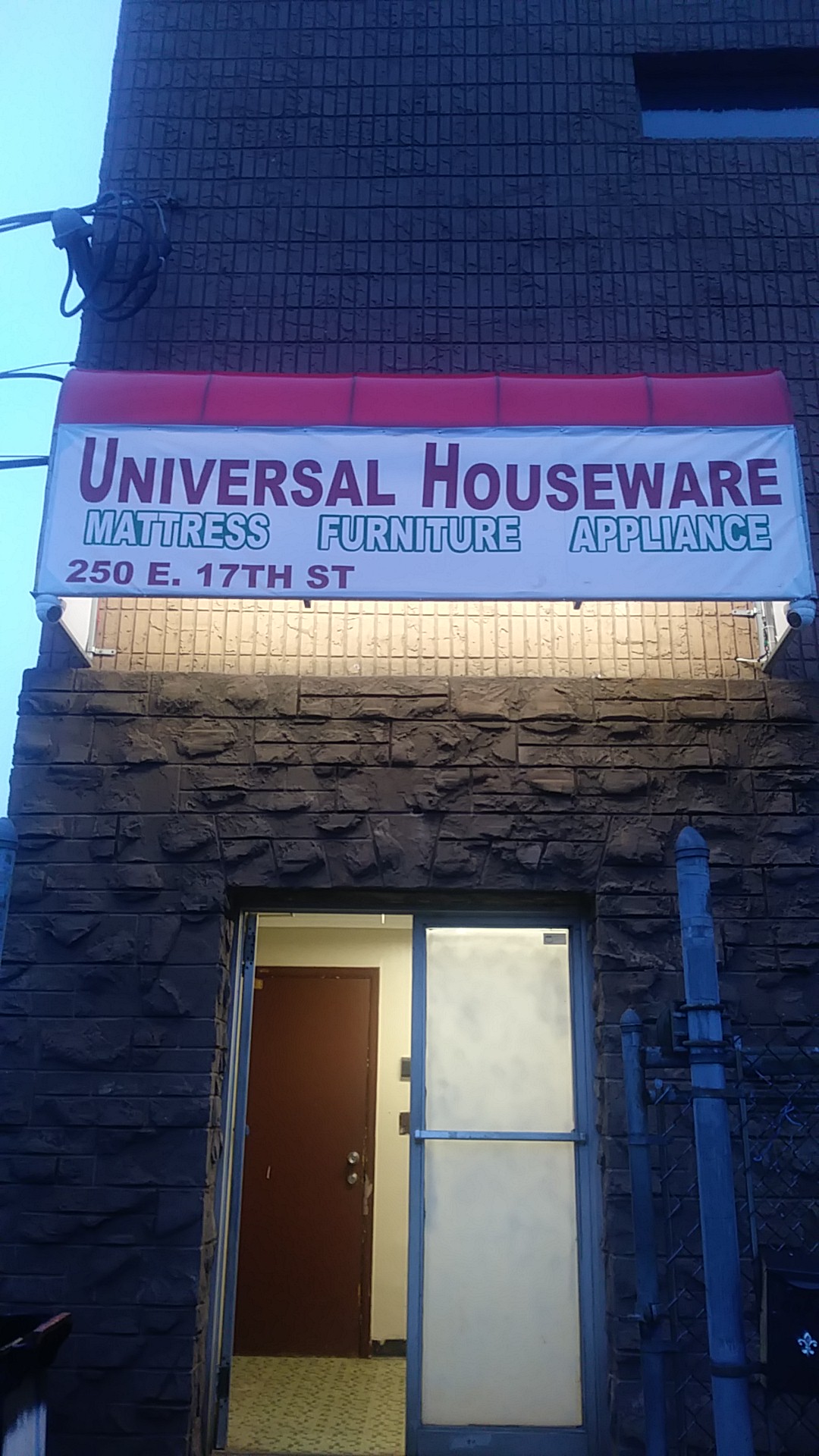 Universal HouseWare,Corp.