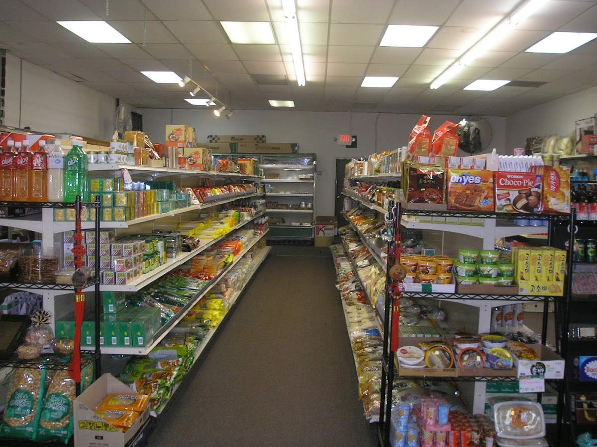 J & J Asian Mart Inc. (동양식품)