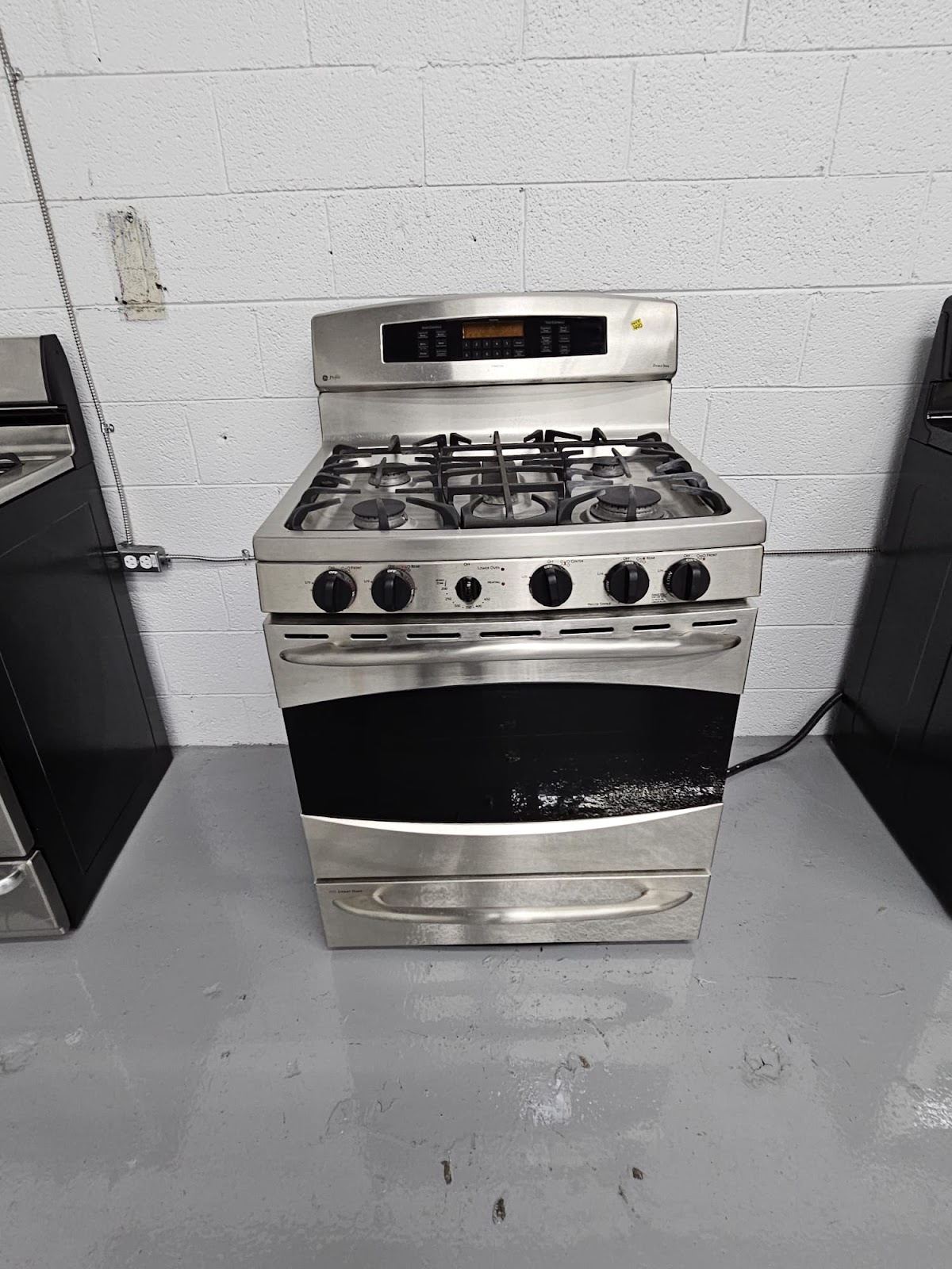 ANGELO'S APPLIANCES 2