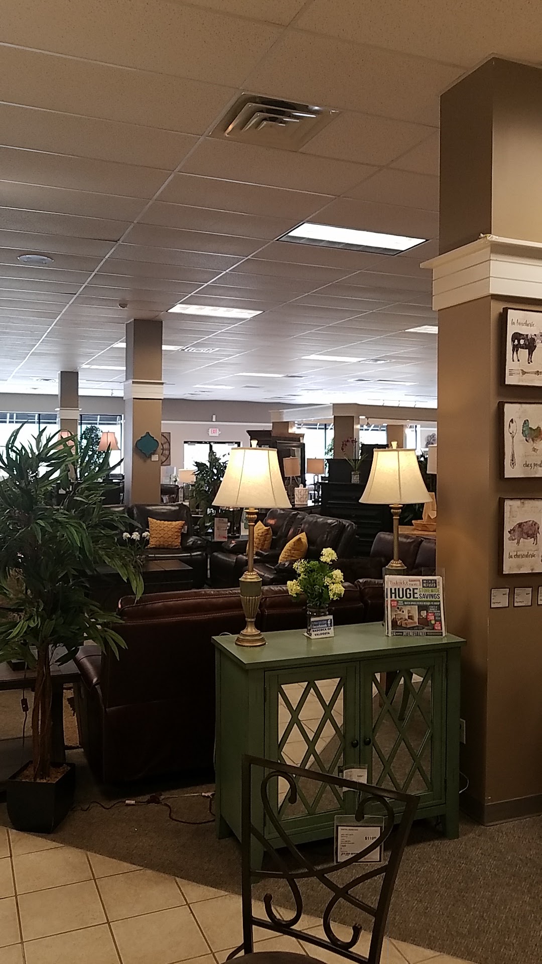 Hometown Furniture Valdosta
