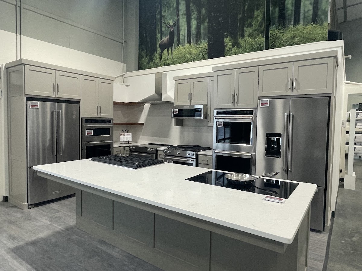 Kelly's Appliances, Furniture, & Mattresses