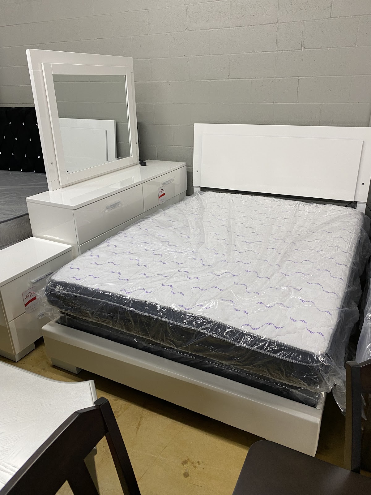 A & J Appliances and Furniture