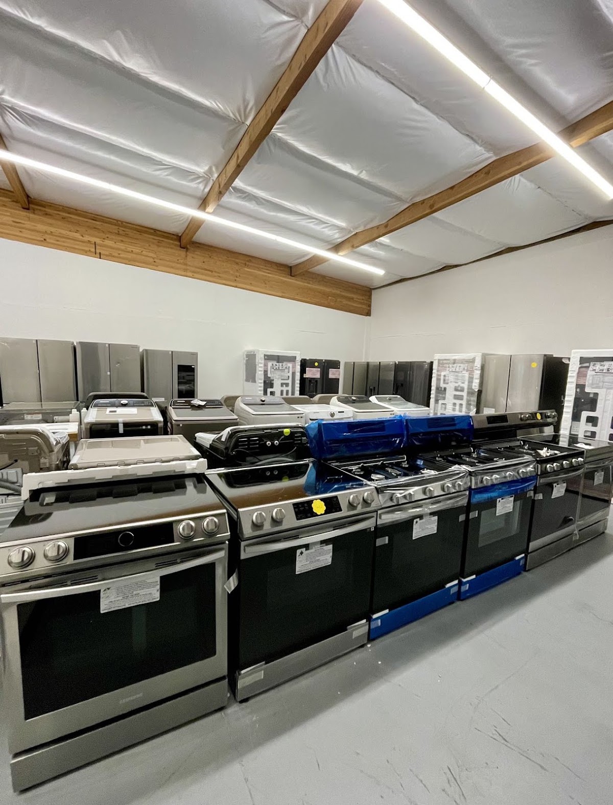 April Appliance Outlet 45%-60%OFF 湾区电器折扣店