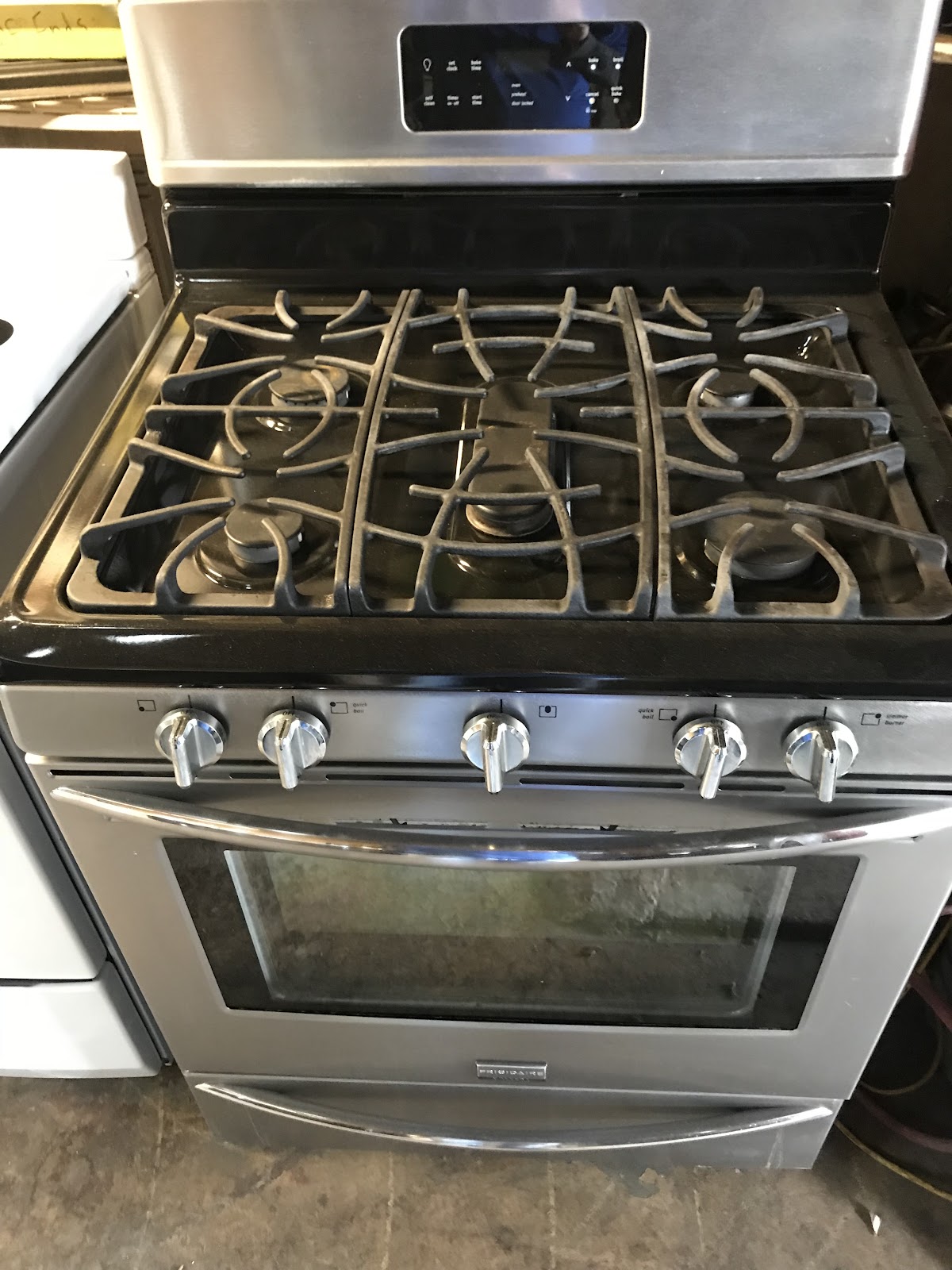 Meno's Appliances