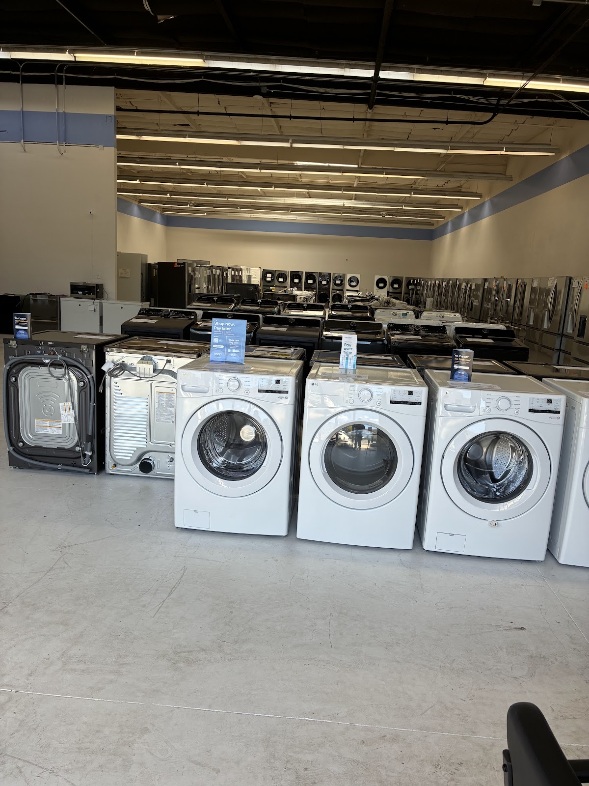 Appliances 4 Less Outlet City