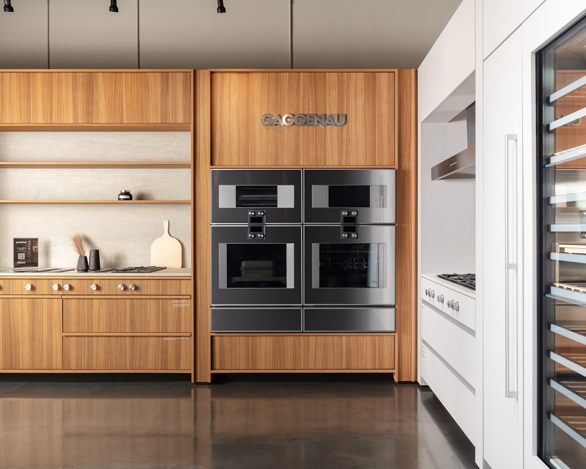 AJ Madison Home & Kitchen Appliances Showroom